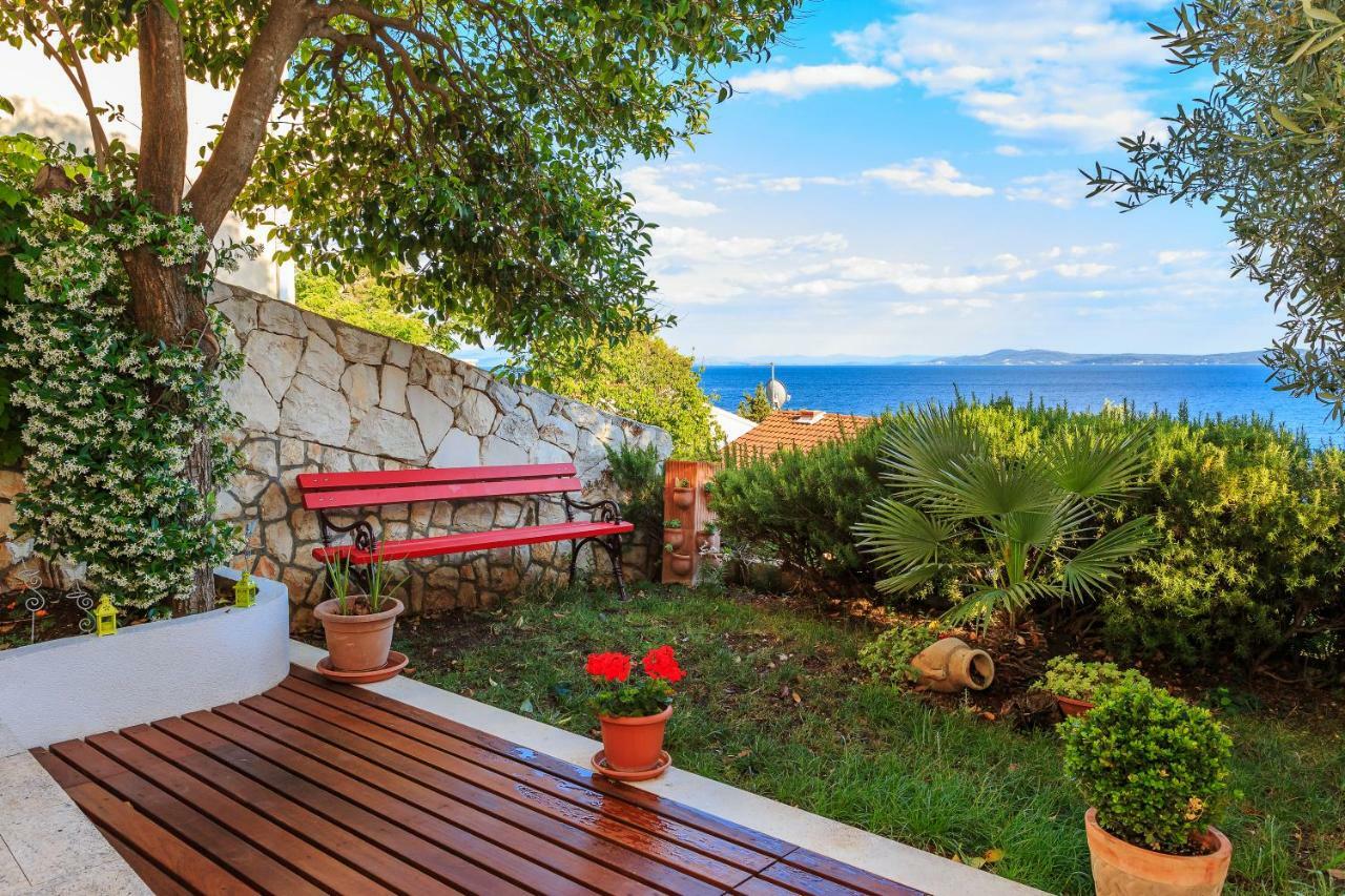 Holiday Home Lola, Sea On A Palm! Heated Pool Trogir Eksteriør bilde